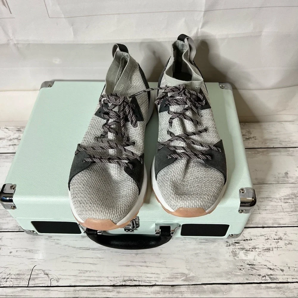 Adidas Quesa Running Trail Shoes